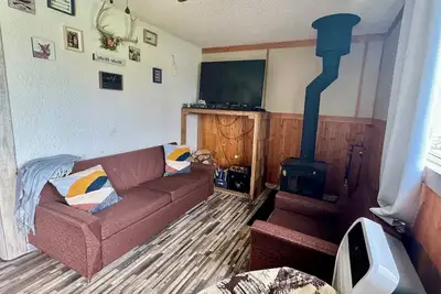 Image de Family friendly cabin in the heart of Alberta beach