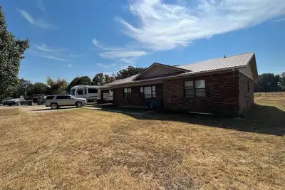 Image de Newly remodeled 3bd 2bath spacious home