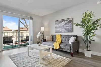 Image de Fresh Getaway - Near Hospitals/Airport - WorkSpace