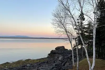 Image de Seaside Serenity - Private Waterfront Escape by the Bay of Chaleur