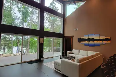 Stone Ridge Retreat Cabin