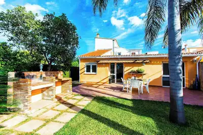 Image de Oasis privée avec jacuzzi, barbecue et parking