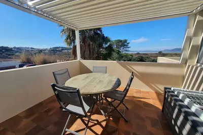 Image de Appartement T2 + Mezzanine - Vue exceptionnelle - 300m plage de la Bergerie