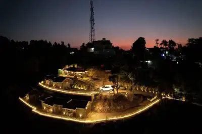 Image de Mini resort with just 5 cottages and can accommodate max 15 members.
