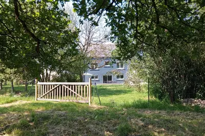 Image de Gite - La Maison ***\nIdéale pour séjourner, se reposer en famille ou entre amis