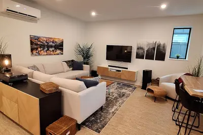 Image de A Cozy Nelson Stay