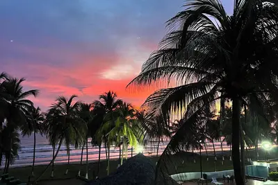 Image de Inolvidable vista y salida al mar!