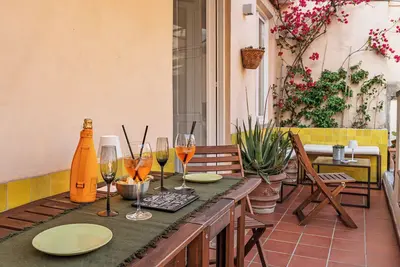 Image de Delightful Penthouse in the heart of Monti within walking distance metro Cavour and Colosseum.