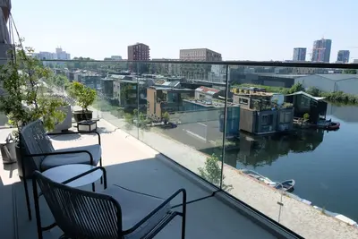 Image de Modern architecture with great views adjacent city center (100+60m2 balcony)