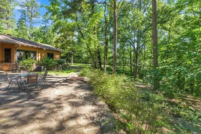 Shangri-La Serene Retreat