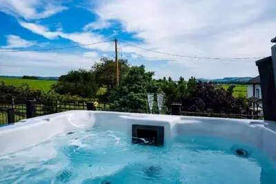Image de Thomas Carlyle Cottage - a cottage that sleeps 4 guests in 2 bedrooms
