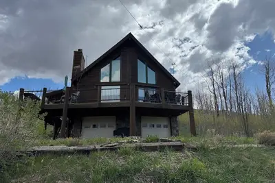 Image de Creekside Cabin - with WiFi in Grand Lake Granby - 3 bedrooms for a cozy getaway