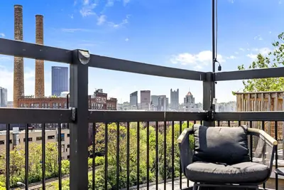 Image de Modern 3br, 2ba Home: 2 King Beds, Off Street Parking; Near Downtown Pittsburgh