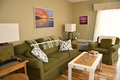 Image de 2 Bedroom 2 Bathroom Apartment on Lake Wallenpaupack