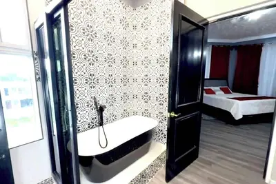 Image de Charming 2-bedroom townhome with WiFi, Ac in wonderful Negril. Sleeps 8