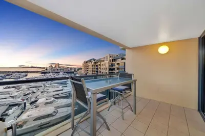 Image de Sub-Penthouse with Marina View | By Host Solutions