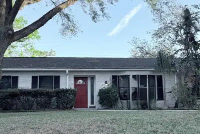 Image de This is it: Red Door Vacay House in Delightful Brandon with Game Room and Pool