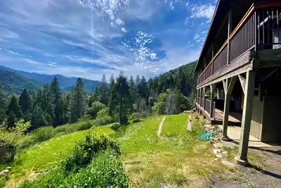 Image de Wolf Cabin: A Place to Unwind & Enjoy Nature with the Most Spectacular Views! ! !