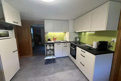 Image de Confortable appartement pour 5 personnes avec Tv et balcon