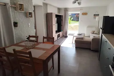 Image de Appartement neuf meublé classé 4* avec terrasse et parking privé.