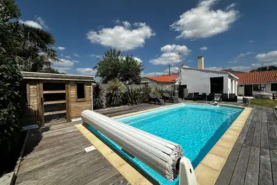 Image de Maison avec jardin et terrasse, proche mer