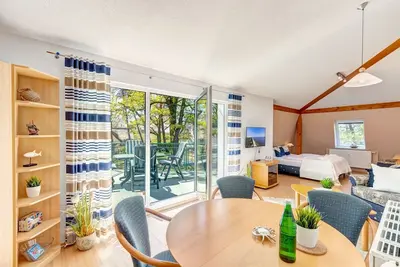 Image de Haus Berlin, Whg. Krabbengalerie in Loddin - Cozy apartment with south-facing balcony