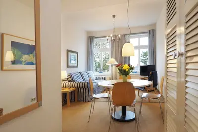 Image de Villa Bismarckshöhe apartment Alma in the Baltic seaside resort of Ahlbeck on Usedom