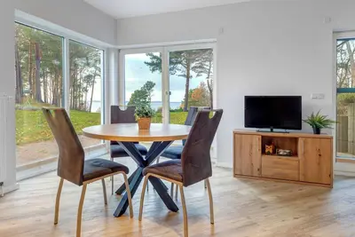 Image de House Berlin, apartment 2 in Loddin - modern, with terrace and close to the Achterwasse