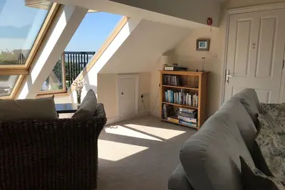 Appartement en attiq-de Luxe-Salle de bain privée séparée-Vue sur Port