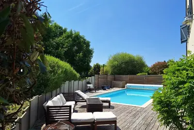 Image de Maison sur le golf - piscine privative