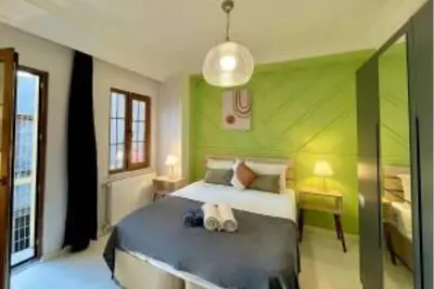 Image de Deluxe Apartment w/ New Furnitures Next to Istiklal Street and Taksim Square