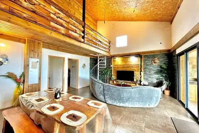 Image de La Vie la Bien-Être, villa 12 pers, piscine & vue