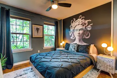 Image de Modern-Chic Living in the Heart of Center City