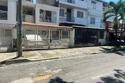 Image de Beautiful apartment 3 floor warmth of home