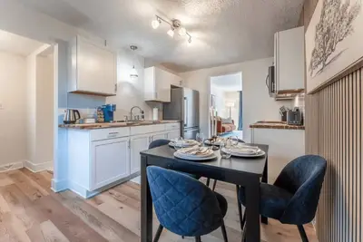 Portage Lakes Cottage w/ Firepit