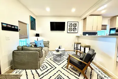 Image de Stylish 3br w/ WiFi, Ac, near vibrant Delmar Loop & top St. Louis attractions.