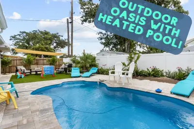 Image de Forever Summer- 4/2 with Free heated Pool & Game Room! !