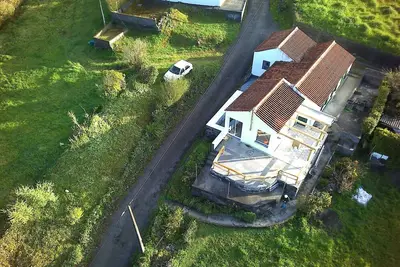 Image de A casa do vale - Cozy vacation home in the hills above Horta.