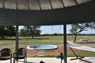 Image de Peaceful Ranch Getaway near Llano, Tx - Tiny Home #2