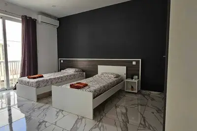 Image de 4 Bedroom 3 Bath Paceville flat fully equipped