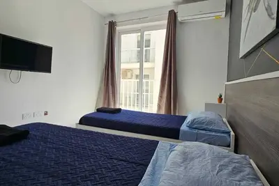Image de Paceville Spacious 4 Bedrooms Apartment Modern