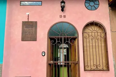 Image de Duplex House : Historic Center : Cristo Rey View