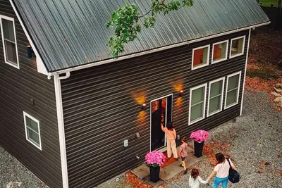 Image de Cozy Escape Near Ski, Lake, Trails, Hospitals