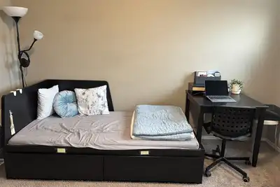 Image de Full house in the best neighborhood of Winnipeg-Bridgwater Forest