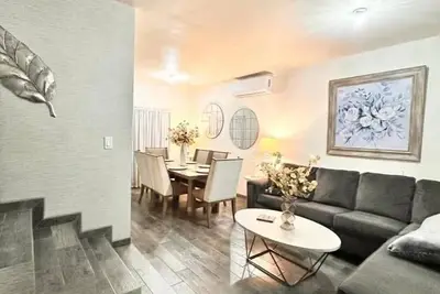 Image de Beautiful house in col independencia