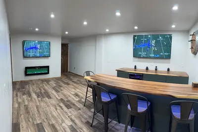 Image de 4-bed Cabin- Atv/Utv trail access from the driveway with a bar/covered patio