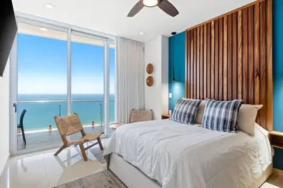 Image de Hermosa Vista En Piso 23 En Camino Al Mar