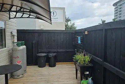 Image de Orewa Kiwi Cabins - Kereru Cabin