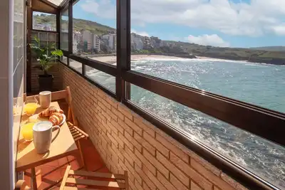 Image de Ag Flat CaldeirĂłn Malpica, first line of beach