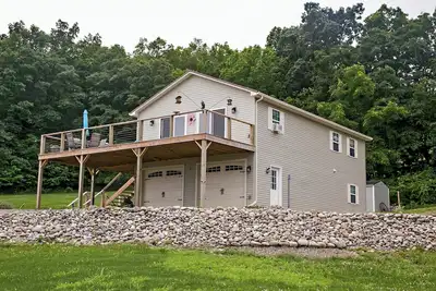 Image de Stay Awhile — Your Cozy Lakeview Escape on Lamoka Lake